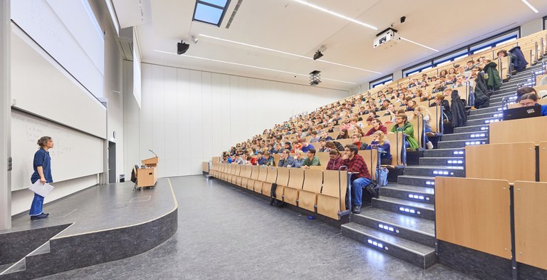 Hörsaalzentrum uni_vl_hoersaal_090118_01.jpg Hörsaalzentrum uni_vl_hoersaal_090118_01.jpg